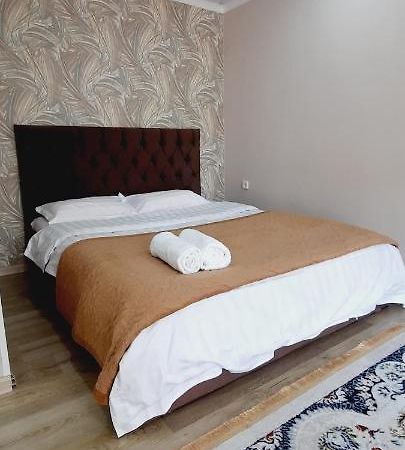 Cosy flat Apartment Semey Luaran gambar