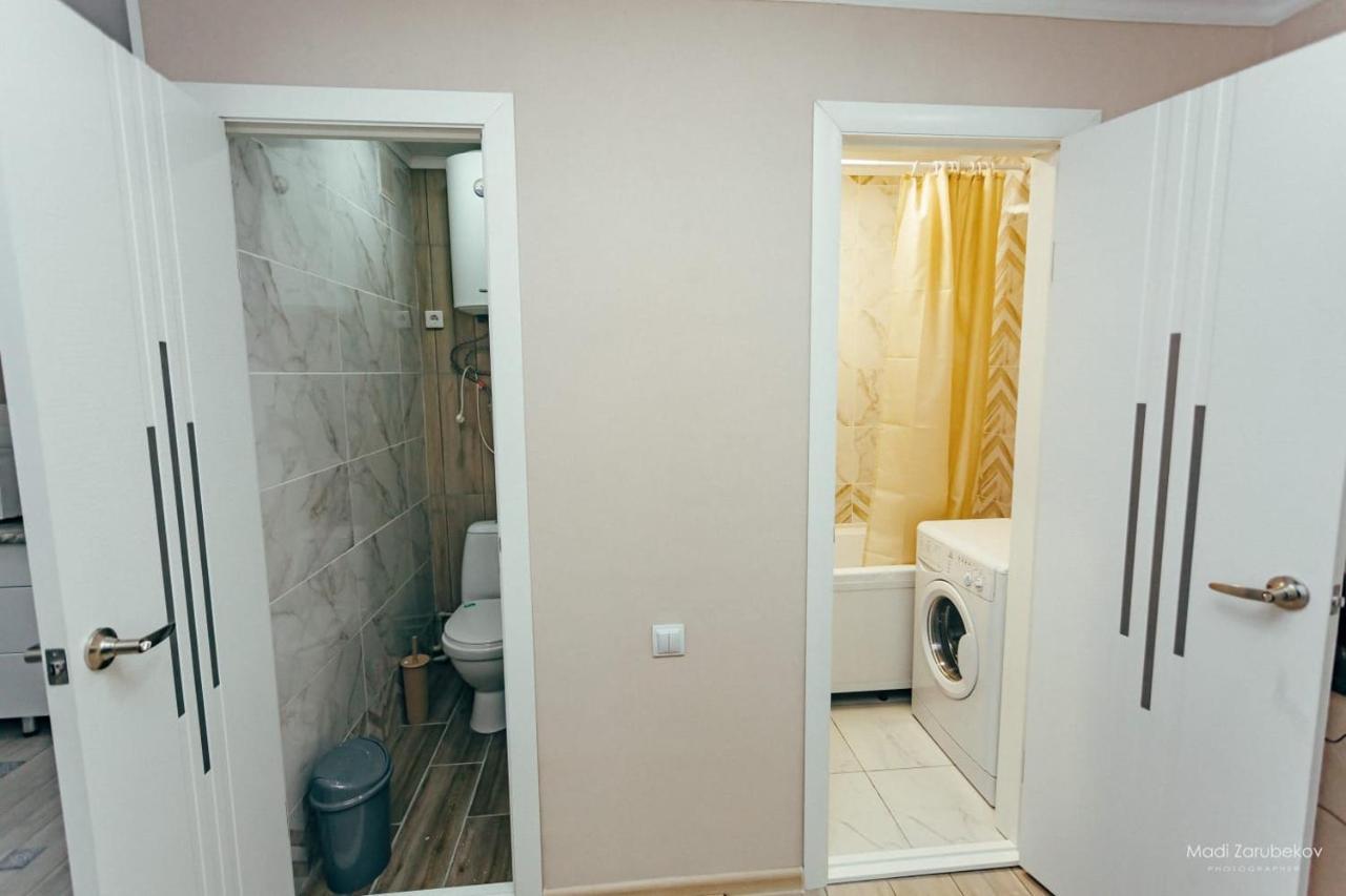 Cosy flat Apartment Semey Luaran gambar